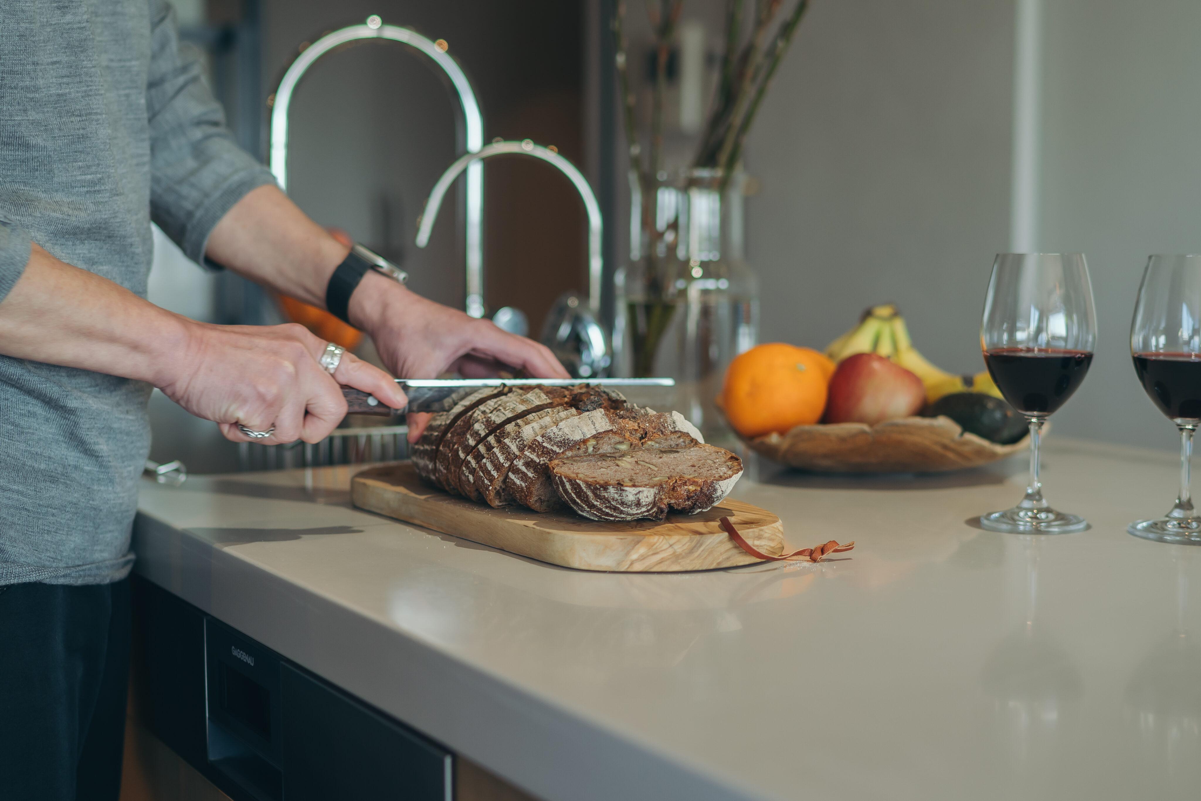 俯瞰のパンとワイン